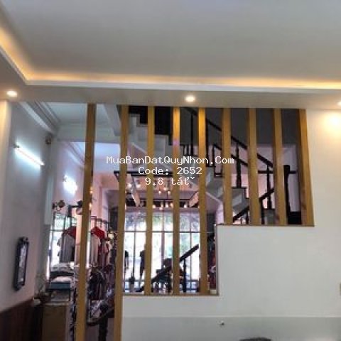 Bán nhà 3 lầu đường hoàng văn thụ, quy nhơn, 100m2
