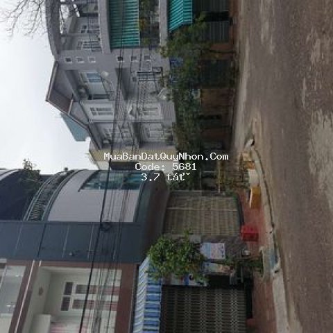 Bán nhà đường nguyễn thái bình khu chung cư hagl