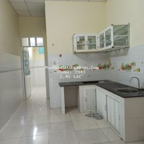 Bán nhà đường oto nội bộ xuân thủy 44m2 c4
