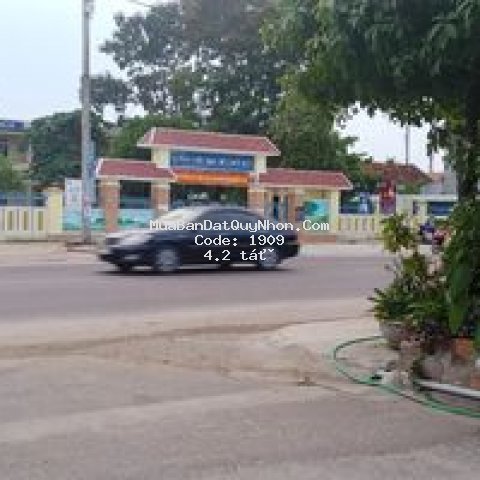 Bán nhà ngay trung tâm thị trấn ngô mây phù cát