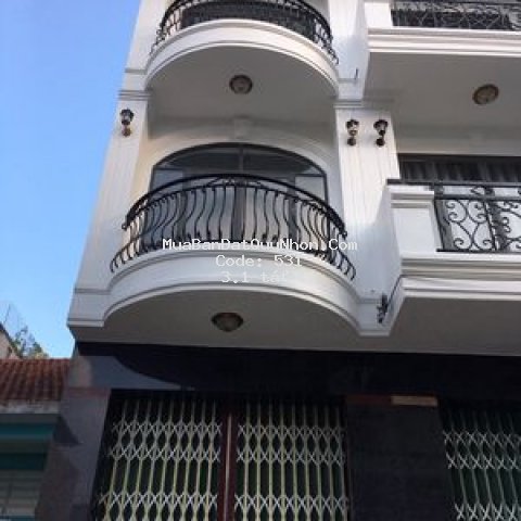 Bán nhà sau mặt tiền đường thành thái qui nhơn