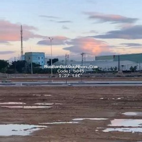 Bán sang phiếu đất đấu giá .nguyễn văn linh