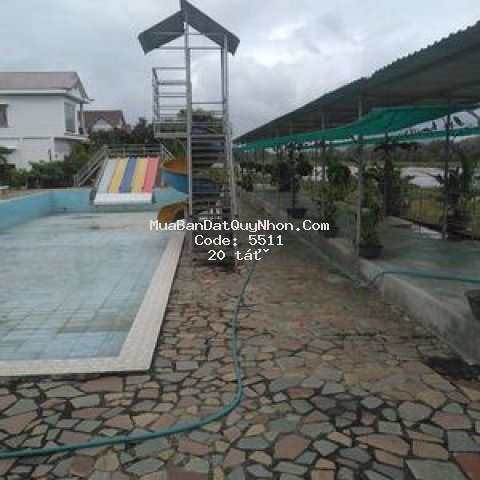 Biệt thự sân vườn mặt tiền sông kôn-phú phong-bđ
