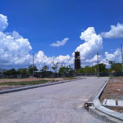 Cần ra nhanh đất trung tâm thị xã 125m2