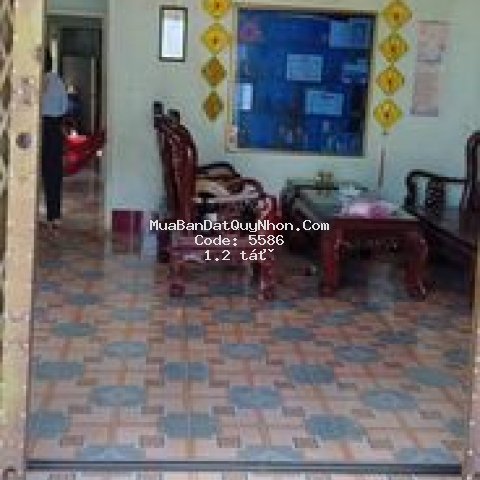 Cần tiền bán gấp căn nhà gác lửng mặt tiền chợ