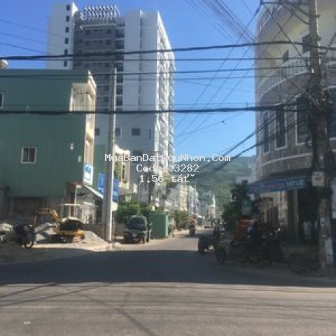 Chung cư đường thanh niên ở ngay 2 phòng vệ sinh