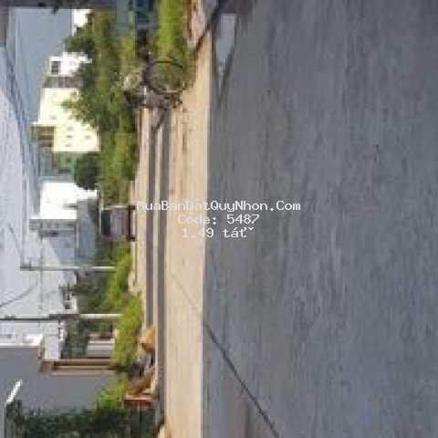 đất bán sau đại học quang trung 80m2