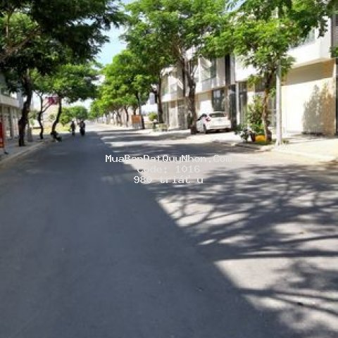 đất biển trung tâm,kề sông du lịch,sổ,công viên
