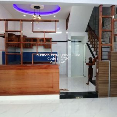 Nhà 1 trệt 3 lầu 45 m2 đường trạng quỳnh
