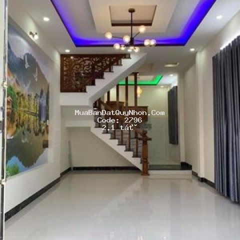 Nhà 3 mê hêm ba gác cạn tháp đôi