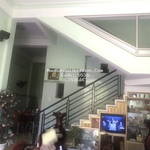 Nhà 3mê hẻm nguyễn thái học đông nam 101m2 gần chợ