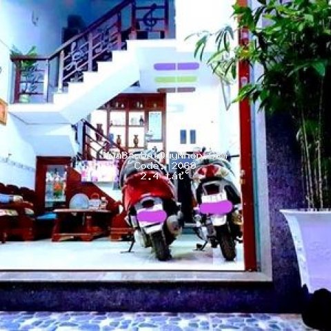 Nhà hẽm lớn gara quyền 60m2 giá 2 tỷ 400tr