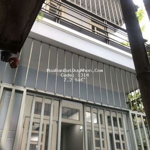 Nhà hẻm ô tô đường ngô mây