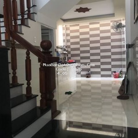 Nhà mặt tiền 3 mê thuận tiện kinh doanh, gần chợ