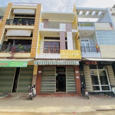 Nhà mặt tiền nguyễn hữu thọ- 3 tầng- nội thất gỗ