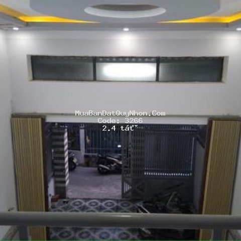 Nhà qn 72m2