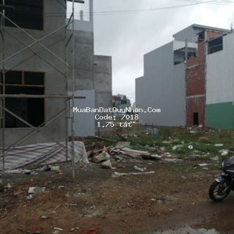 1,75 tỷ lô 44 m2 phan thúc trực
