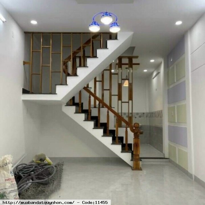  Bán nhà  2 căn  liền kề mặt tiền đường 1 tháng 5 phường Đống Đa,🌿Kết cấu: nhà 2mê trên lợp hiện đại, sang trọng, nội thất cao cấp, công năng đầy đủ: 3pn, 3wc, 1pk, 1pt, 1pb, sân phơi...dt 40m, giá 2 tỷ 400 có thương lượng.