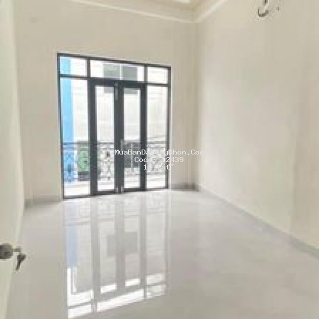 Bán nhà 2 tầng mặt tiền đường hoàng văn thụ 17tỉ