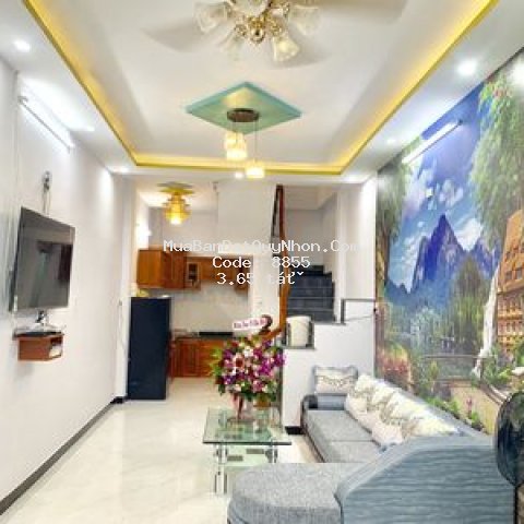 Bán nhà đẹp cách biển 500m