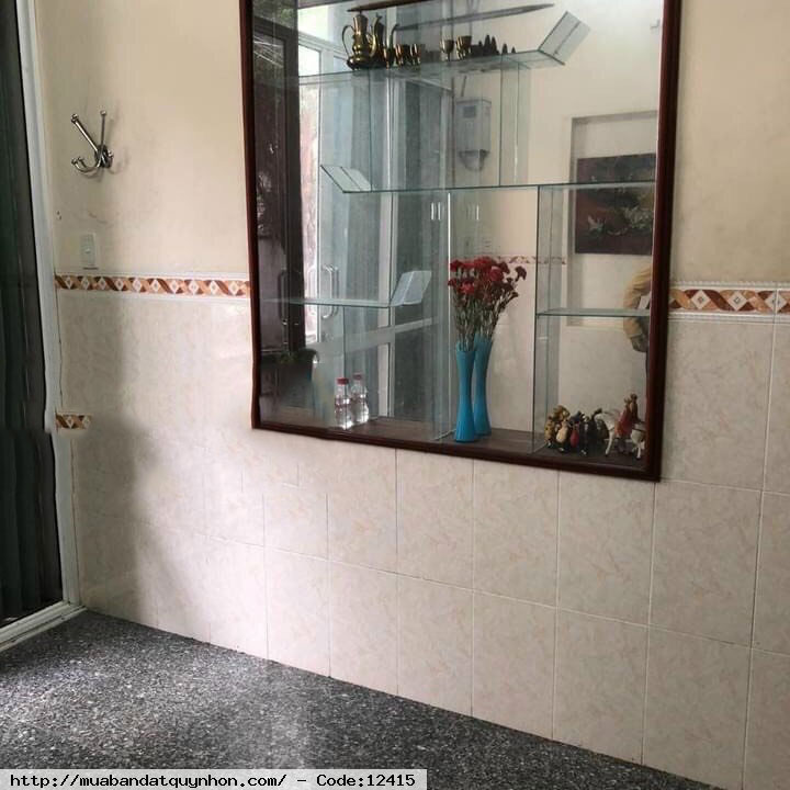 Bán nhà hẻm thông rộng Ngô Mây_P Nguyễn Văn Cừ_Quy Nhơn. - Vị trí: trung tâm TP, gần biển, gần các trường tiểu học đến đại học, gần chợ, siêu thị...hẻm trước nhà 5,5m thông thoáng. Khu an ninh tiện ích cao. - Diện tích: 29m2 ngang 3,25m, Diện tích sàn 90m Bán nhà hẻm thông rộng Ngô Mây_P Nguyễn Văn Cừ_Quy Nhơn. - Vị trí: trung tâm TP, gần biển, gần các trường tiểu học đến đại học, gần chợ, siêu thị...hẻm trước nhà 5,5m thông thoáng. Khu an ninh tiện ích cao. - Diện tích: 29m2 ngang 3,25m, Diện tích sàn 90m