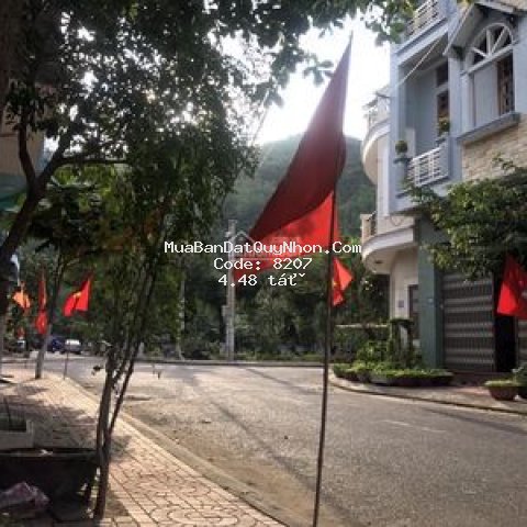 Bán nhà mặt tiền nguyễn văn tp quy nhơn, bình định