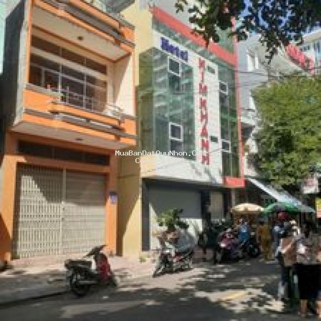 Chính chủ cần bán nhà nguyên căn mặt tiền 08 kim đ