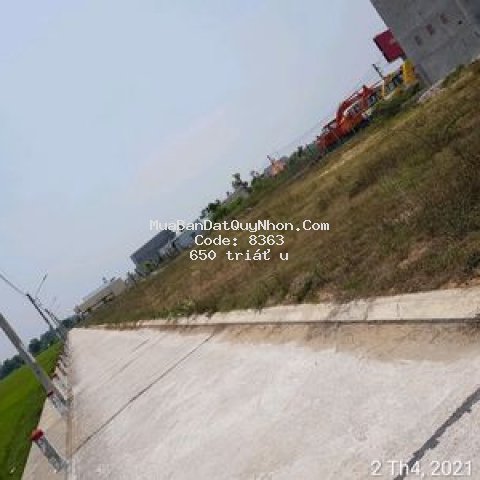 đất quốc lộ 1a huyện phù cát gần sân bay 150m2 tc