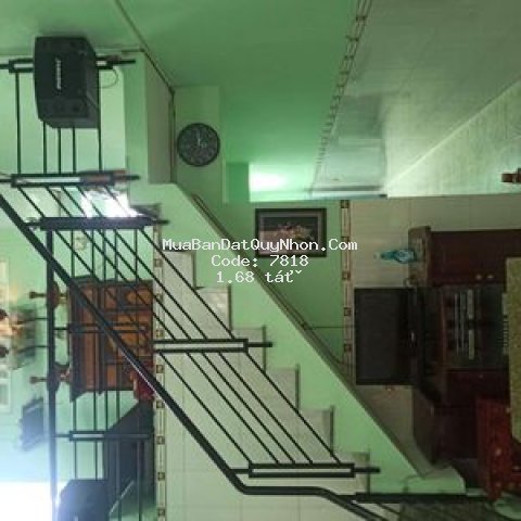 Nhà 1 trệt 1 gác lở 60 m2 đường 548/26/.