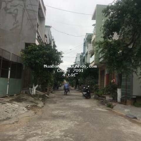 Nhà 2 mê tôn thất thiệp 73m2 kề chàng lía đông nam
