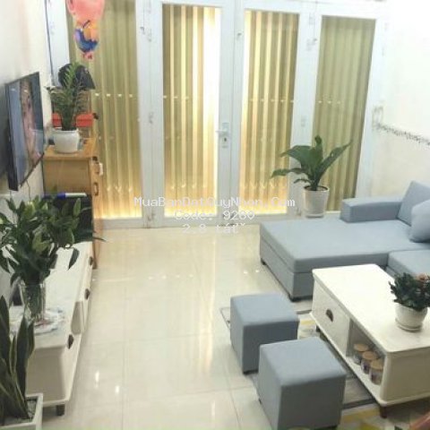 Nhà hẻm đường thanh niên