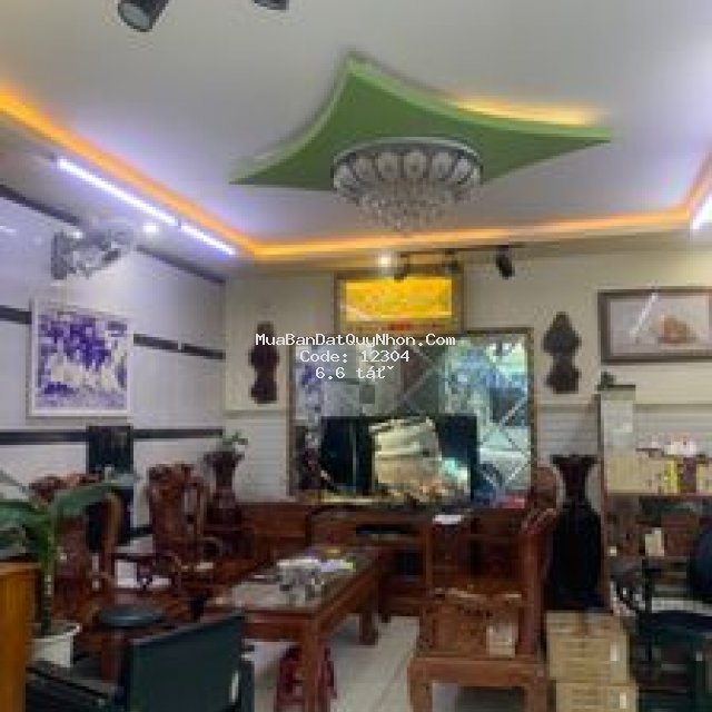 Nhà mặt tiền đường bùi thị xuân quy nhơn