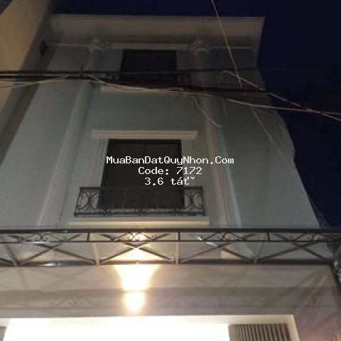 Nhà ôm cua 2 mặt hẻm 5m đường nguyễn thái học