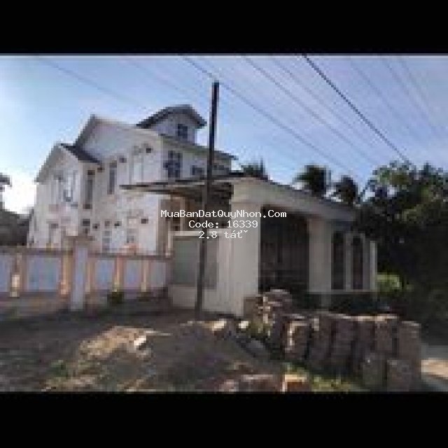 Bán căn nhà biệt thự 2 tần tại thị trấn phù mỹ