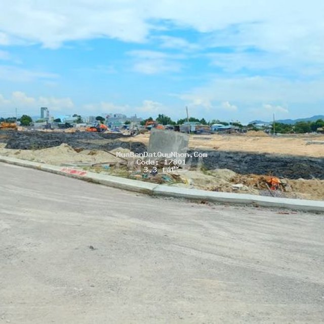 Bán lô đất mặt tiền cách cầu huỳnh  phát  200m