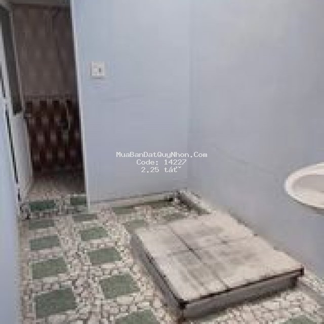 Bán nhà 2 tầng hẻm  đặng văn ngữ giá 2 tỉ 250 tr
