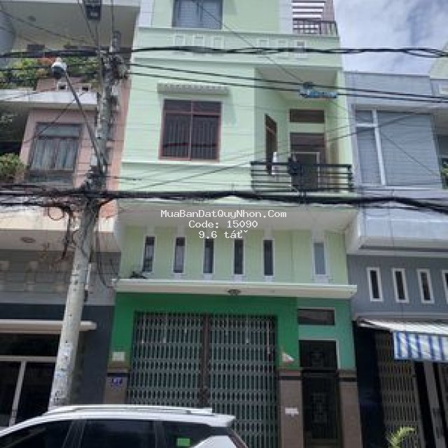 Bán nhà 3 mê rưỡi phố đẹp đường ngô mây gần chợ