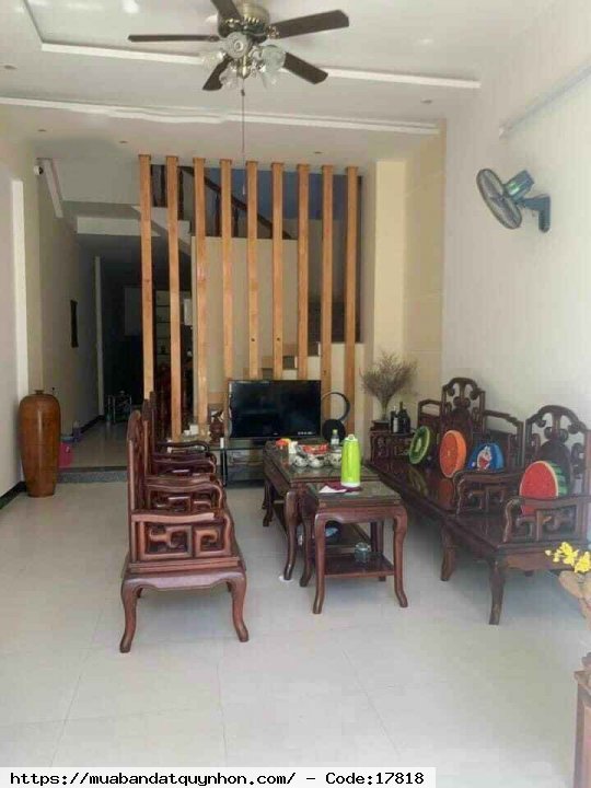 Bán nhà đẹp mặt tiền đường Cần Vương gần Nguyễn Thị Định_Trung tâm thành phố Quy Nhơn - DT: 100m2 - Hướng: Đông Nam - Kết cấu: 3 mê - Giá bán: 13 tỷ 500 triệu