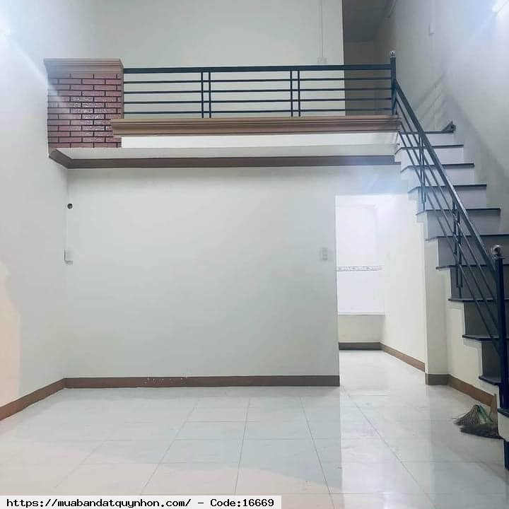 Bán nhà - Giá 2ty4 mặt tiền đường Nguyễn Gia Thiều_P Thị Nại_TP Quy Nhơn - Diện tích: 35m2 - Kết cấu nhà mê lỡ còn mới 
