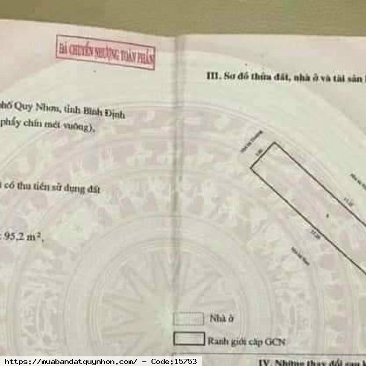 Bán nhà hẻm Hoàng Văn Thụ_P Ngô Mây_Tp Quy Nhơn gần simona - DT: 80 m2 (ngang 4m) - Hướng: Đông Nam (rất sáng và thoáng mát) - Kết cấu ngôi nhà: nhà cấp gác lỡ, 2 phòng ngủ, 1 phòng khách, giếng trời, 1 bếp rất rộng, tolet, phòng tắm, sân để xe rộng rãi -