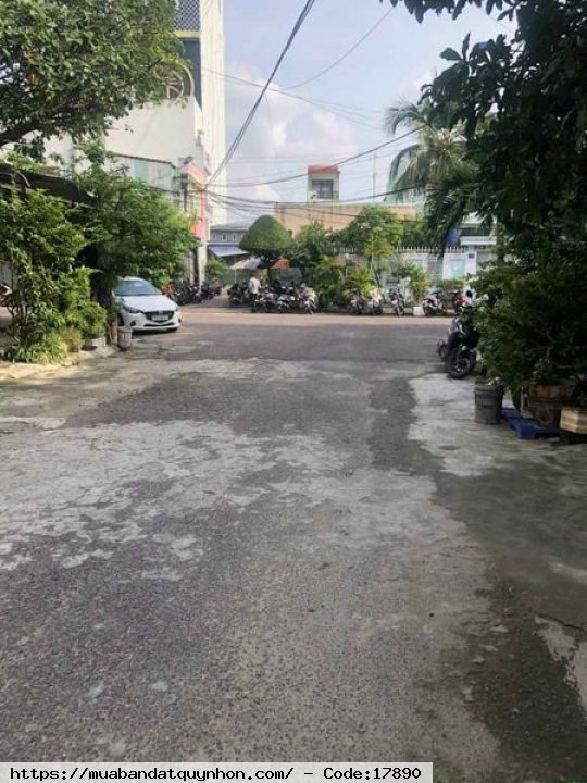 Bán nhà Mặt Tiền P. Thị Nại -TP Quy Nhơn - Diện tích: 80m2 - Hướng: Nam - Nhà cấp 4 mê lỡ - Pháp lý: sổ hồng - Giá bán: 4 tỷ500  thương lượng