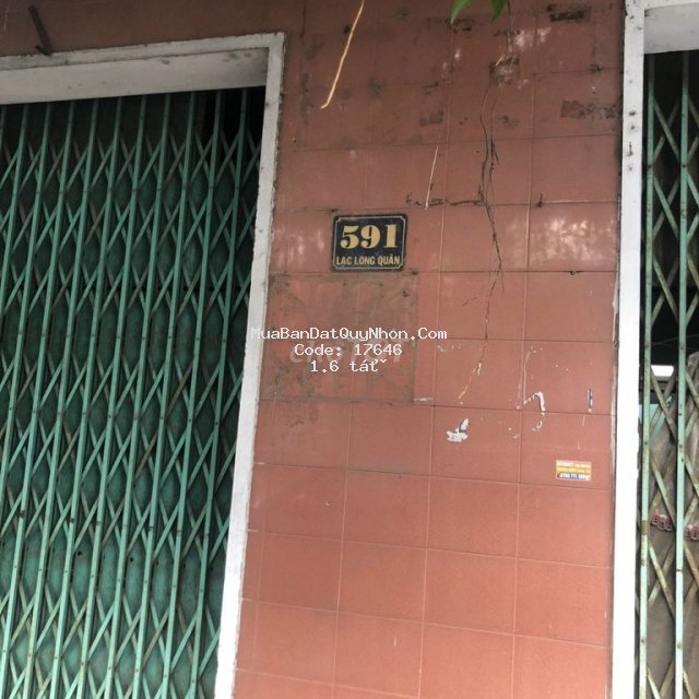 Bán nhà nát sát mặt tiền đường lạc long quân