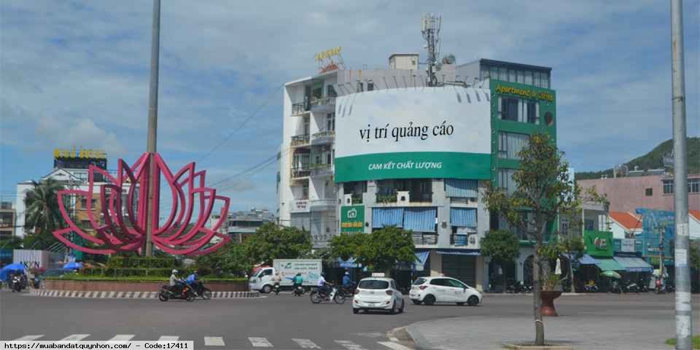 Bán nhà Nhà Mặt tiền 3 tầng vòng xoay ngã 6 Ngô Mây  - Diện tích : 132m2 - Giá: 29,5tỷ - Hướng Đông Nam