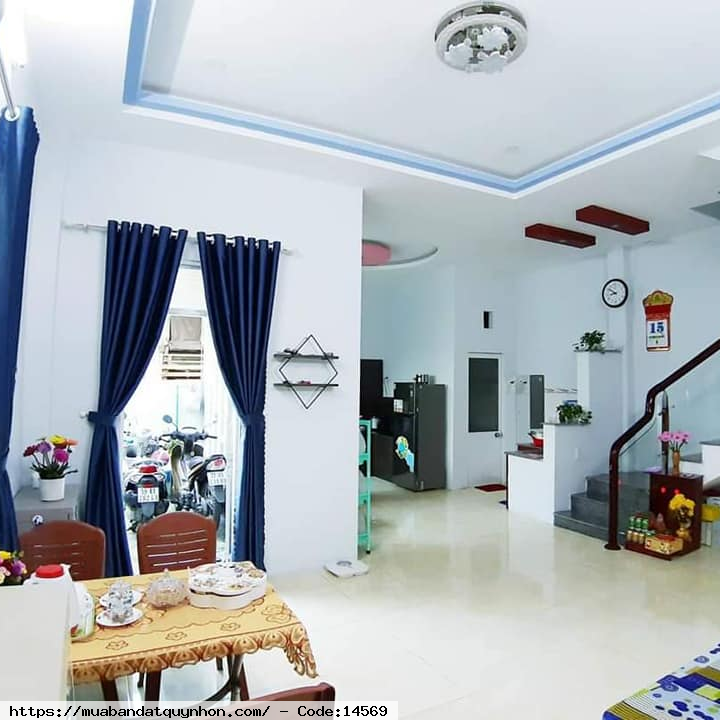 ️Bán nhanh nhà 1 mê chỉ sau căn mặt tiền đường Nguyễn Lữ - trung tâm Tp Quy Nhơn - Diện tích : 53m2 - Hướng : Tây Nam - Giá : 2 tỷ 550 triệu