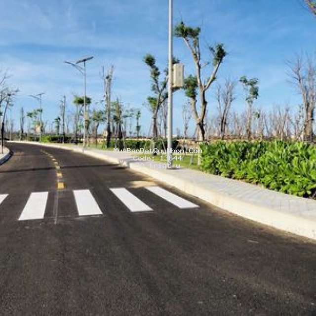 đất biển chính chủ - đã có sổ đỏ - cách biển 150m