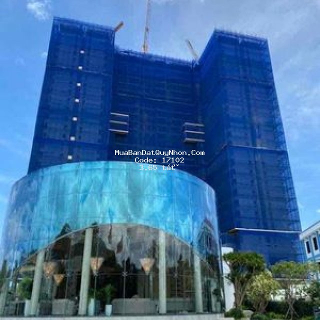Kẹt tiền cần bán căn 2pn đông nam grandcenter