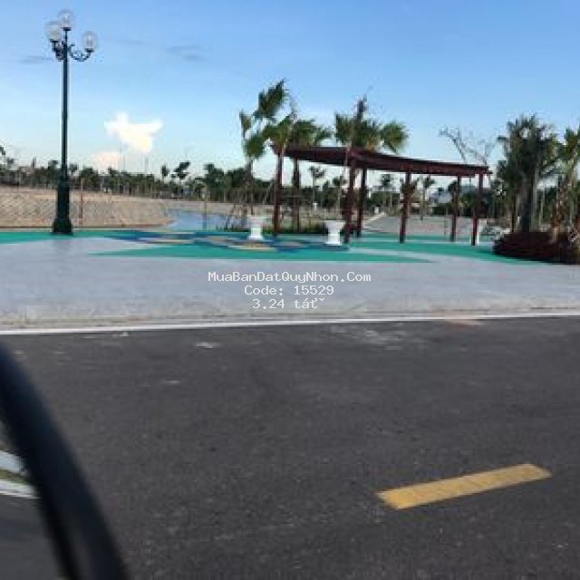 Lô biệt thự ven hồ, kế góc,  view công viên.