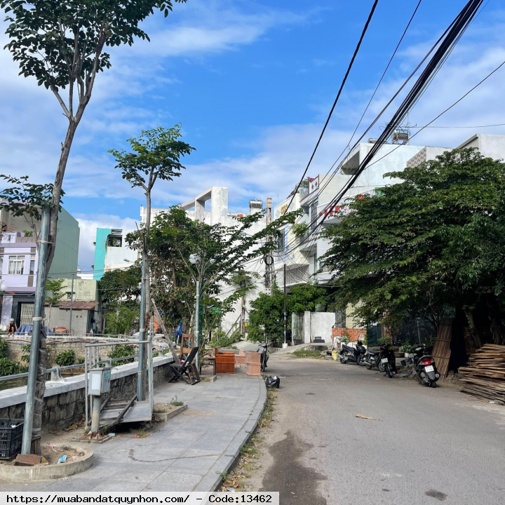 Nhà cấp 4, mặt tiền đường Bàu Sen, gần vòng xoay Nguyễn Tất Thành dt 70m2 sổ chính chủ Nhà cấp 4, mặt tiền đường Bàu Sen, gần vòng xoay Nguyễn Tất Thành dt 70m2 sổ chính chủ