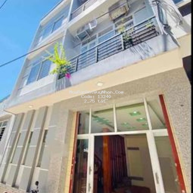Nha đẹp . gần trường . tiện ích đay đủ