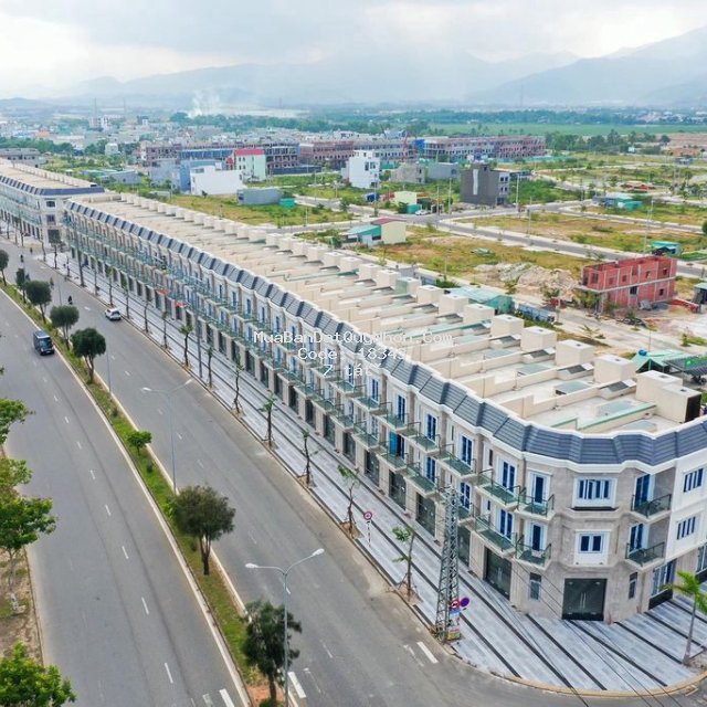 Ra mắt nhà 3 mặt tiền tại tp biển quy nhơn